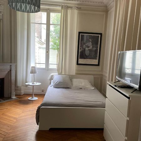 Studio A Paris Pres Du Pont Mirabeau Et Tour Eiffel Екстер'єр фото